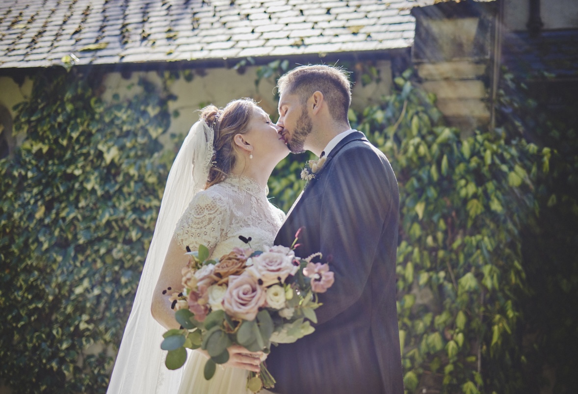 A Beautiful August Wedding for Laura & Adam at Brooklodge.